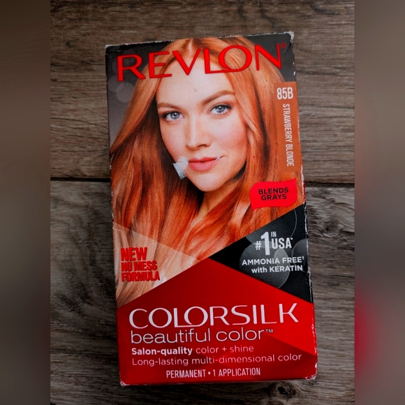 Revlon Colorsilk Beautiful Color - Strawberry Blonde - Picture 1 of 4